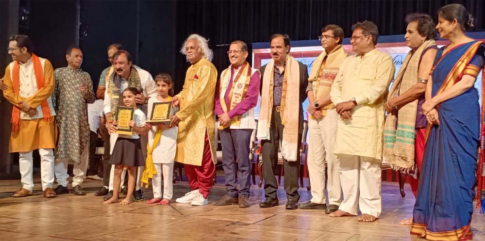 नेक्स्ट जेन टैलेंट समिट 2026 में श्री कल्याणी नृत्य कला समिति के 9 छात्रों ने जीते पुरस्कार, दीक्षा अस्थाना ने दी बधाई