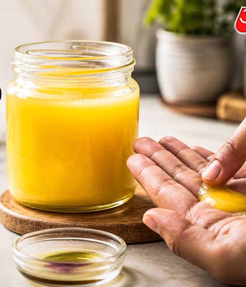 बाजार में मिलने वाले घी की शुद्धता पर बढ़ी चिंता, मिलावट से सेहत को खतरा बाजार में मिलने वाले घी की शुद्धता पर बढ़ी चिंता, मिलावट से सेहत को खतरा
