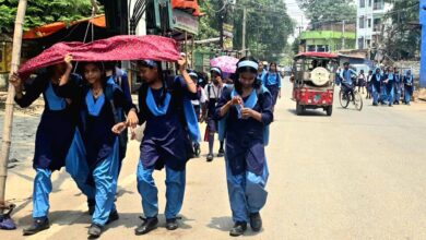 भीषण गर्मी का असर: पटना में 5वीं तक के स्कूल बंद, 8वीं तक बदला टाइम भीषण गर्मी का असर: पटना में 5वीं तक के स्कूल बंद, 8वीं तक बदला टाइम