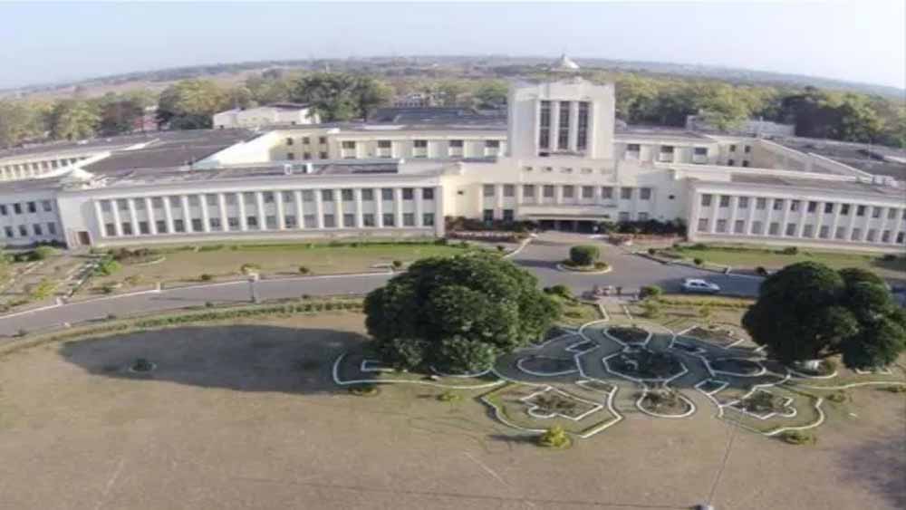 BIT मेसरा का बड़ा शोध: AI से चंद्रमा के क्रेटरों की पहचान करेगी नई तकनीक