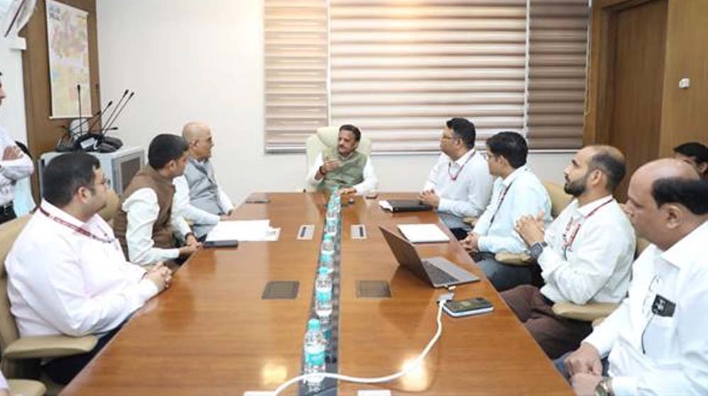 उपमुख्यमंत्री शुक्ल से एम्स भोपाल के प्रतिनिधिमंडल की भेंट, ऑर्गन ट्रांसप्लांट गतिविधियों पर चर्चा उपमुख्यमंत्री शुक्ल से एम्स भोपाल के प्रतिनिधिमंडल की भेंट, ऑर्गन ट्रांसप्लांट गतिविधियों पर चर्चा