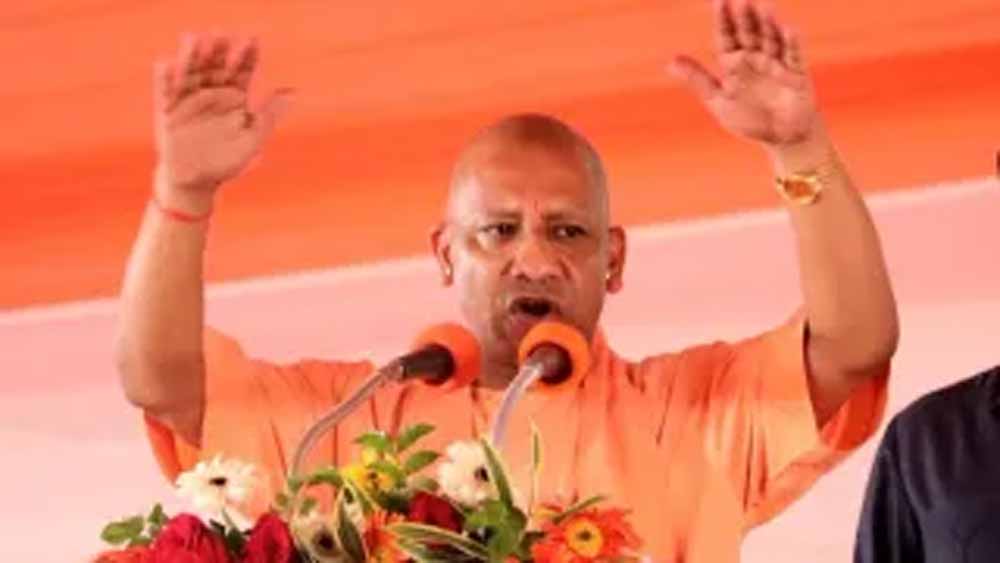 यूपी देश का ग्रोथ इंजन: महराजगंज में सीएम योगी का विकास और विपक्ष पर हमला