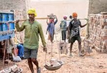 उत्तर प्रदेश में निर्माण श्रमिकों के पंजीकरण की प्रक्रिया हुई सरल, आधार और 90 दिन कार्य अनुभव पर्याप्त