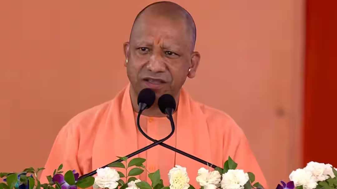 लखनऊ में श्रमवीर गौरव समारोह 2026 का शुभारंभ, CM योगी ने श्रमिकों को सम्मानित किया