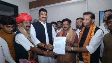 नागरिक आपूर्ति निगम के अध्यक्ष डॉ. के.पी. यादव एवं उपाध्यक्ष कांकर ने संभाला पदभार