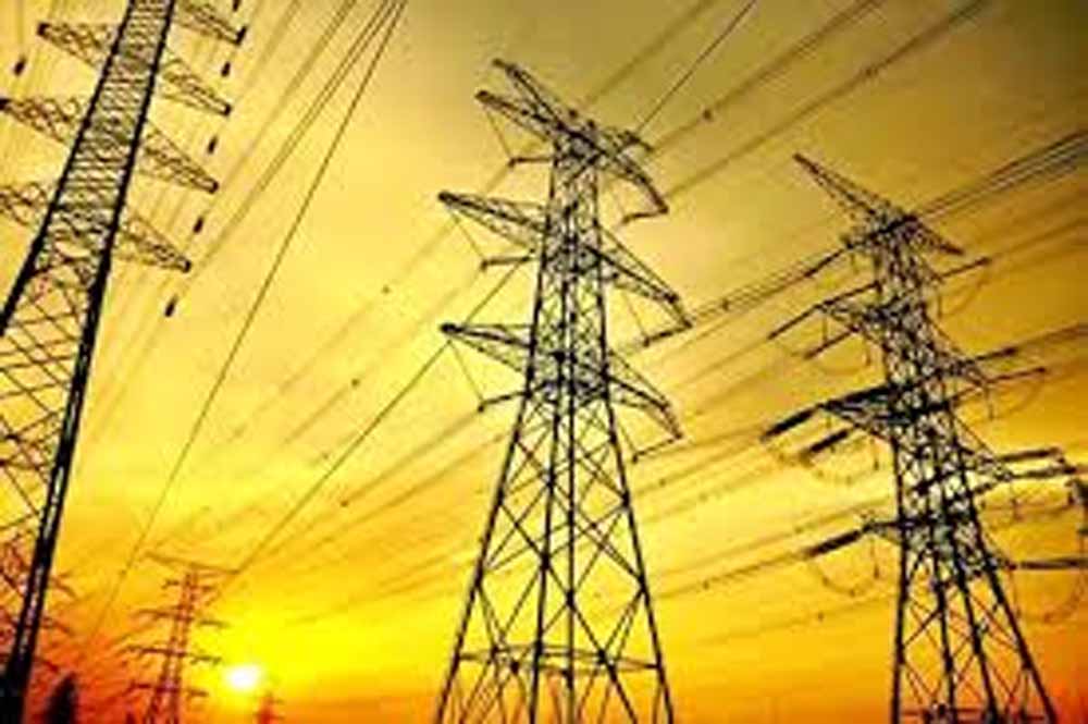लखनऊ में बिजली संकट गहराया, 10 लाख लोग 15 दिन तक होंगे परेशान लखनऊ में बिजली संकट गहराया, 10 लाख लोग 15 दिन तक होंगे परेशान
