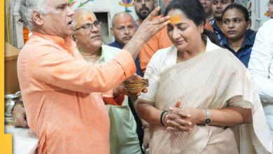सोमनाथ मंदिर के 75 वर्ष पूरे होने पर देशभर में उत्सव, दिल्ली में रेखा गुप्ता ने किया जलाभिषेक सोमनाथ मंदिर के 75 वर्ष पूरे होने पर देशभर में उत्सव, दिल्ली में रेखा गुप्ता ने किया जलाभिषेक