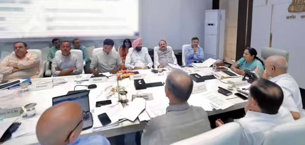 दिल्ली सरकार का बड़ा फैसला: अब ₹2.5 लाख सालाना आय वालों को भी मिलेगा राशन कार्ड
