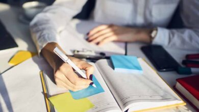 NEET सॉल्वर गैंग का पर्दाफाश: लग्जरी कारों के साथ MBBS छात्र समेत 3 गिरफ्तार