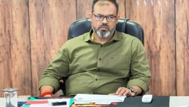 खाद वितरण में गड़बड़ी पर कलेक्टर सख्त, 66 अधिकारी-कर्मचारियों को थमाए नोटिस
