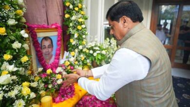 मुख्यमंत्री डॉ. यादव ने लखनऊ में स्व. प्रतीक यादव के परिजन से भेंट कर सांत्वना दी