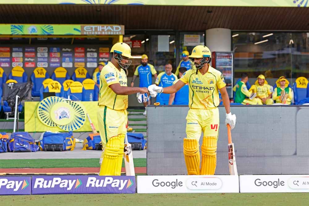 उर्विल पटेल के तूफान से लखनऊ ढहा, चेन्नई सुपर किंग्स ने 5 विकेट से दर्ज की जीत