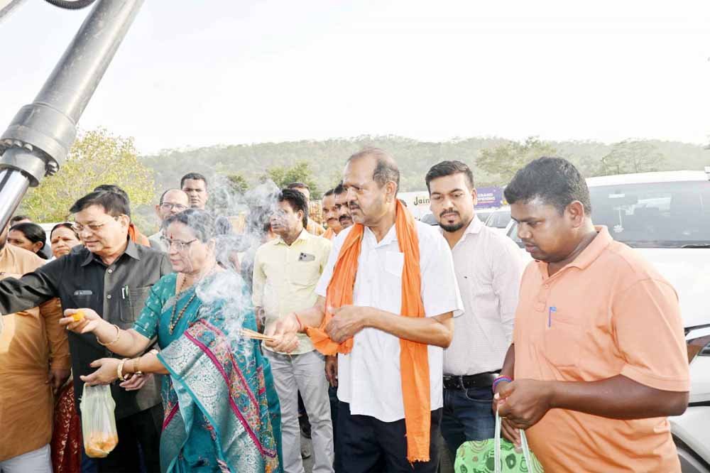सर्वमंगला पुल सड़क का डामरीकरण व सुदृढ़ीकरण कार्य प्रारंभ सर्वमंगला पुल सड़क का डामरीकरण व सुदृढ़ीकरण कार्य प्रारंभ