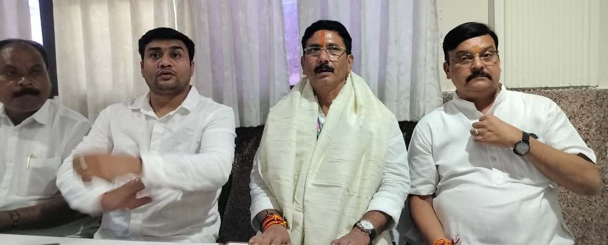 किसानो की भलाई के लिए किसान आयोग का गठन हो एवं कृषि को उद्योग का दर्जा दिया जाये- राष्ट्रीय अध्यक्ष किसान प्रकोष्ठ धर्मेन्द्र मिश्रा किसानो की भलाई के लिए किसान आयोग का गठन हो एवं कृषि को उद्योग का दर्जा दिया जाये- राष्ट्रीय अध्यक्ष किसान प्रकोष्ठ धर्मेन्द्र मिश्रा