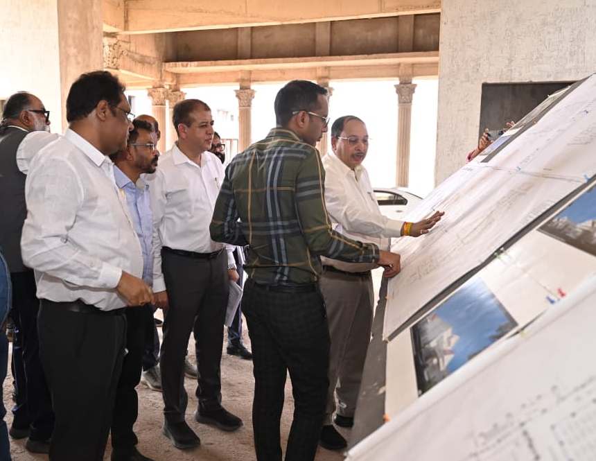 विधानसभा को ‘पेपरलेस’ करने के कार्यों में आएगी तेजी,लोक निर्माण विभाग के सचिव ने विधानसभा भवन का किया निरीक्षण विधानसभा को ‘पेपरलेस’ करने के कार्यों में आएगी तेजी,लोक निर्माण विभाग के सचिव ने विधानसभा भवन का किया निरीक्षण