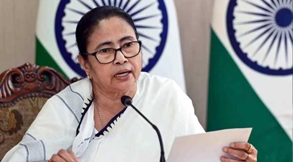 ममता बनर्जी को बड़ा झटका, भतीजे के गढ़ में TMC का सूपड़ा साफ