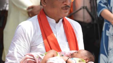 एक माह के शिशु को CM ने दिया नाम—‘रविशंकर’, खुशियों से झूम उठा गांव