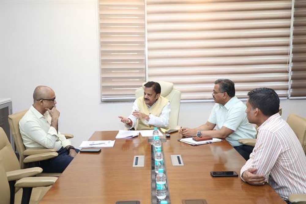 स्वास्थ्य सेवाओं को और मजबूत व पारदर्शी बनाने पर जोर स्वास्थ्य सेवाओं को और मजबूत व पारदर्शी बनाने पर जोर