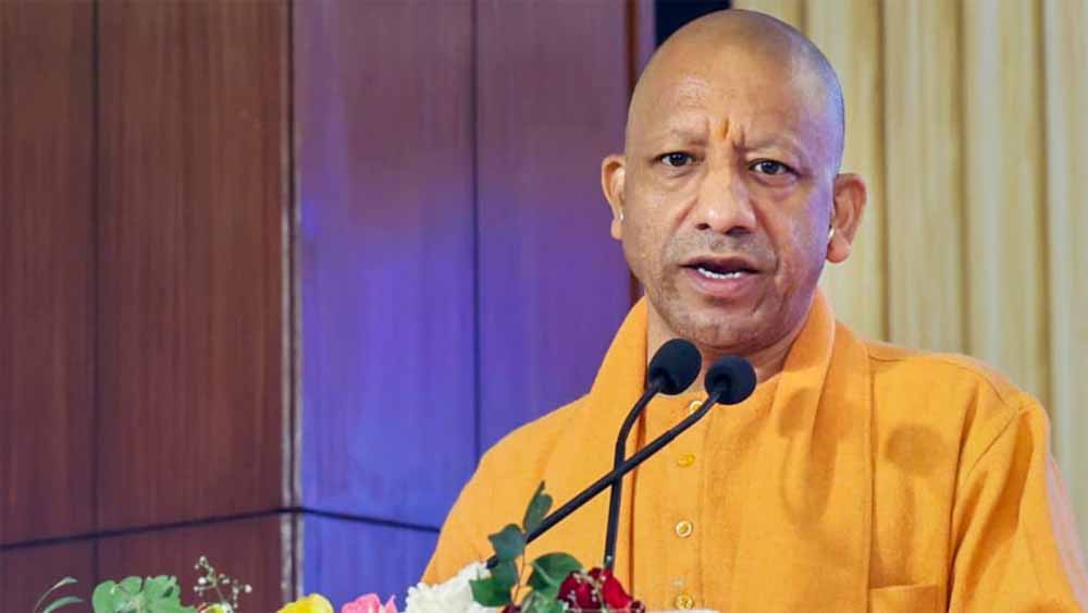 बुजुर्ग महिलाओं का सहारा बनी योगी सरकार, 29,23,364 महिलाओं को दे रही पेंशन