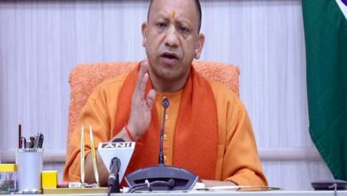 योगी सरकार ने चीनी उद्योग में किए बड़े सुधार, गन्ना किसानों को मिल रहा लाभ