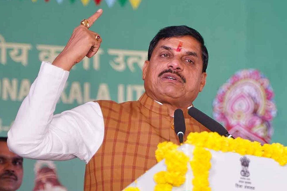 CM मोहन यादव की सख्त नसीहत, निगम-बोर्ड अध्यक्षों से बोले- फिजूलखर्ची पर लगाएं लगाम CM मोहन यादव की सख्त नसीहत, निगम-बोर्ड अध्यक्षों से बोले- फिजूलखर्ची पर लगाएं लगाम