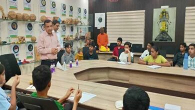विद्यार्थियों ने समझे एयरोडायनामिक्स के वैज्ञानिक सिद्धांत