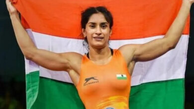 विनेश फोगाट पर WFI का बड़ा एक्शन, अनुशासनहीनता के आरोप में 26 जून तक अयोग्य घोषित विनेश फोगाट पर WFI का बड़ा एक्शन, अनुशासनहीनता के आरोप में 26 जून तक अयोग्य घोषित