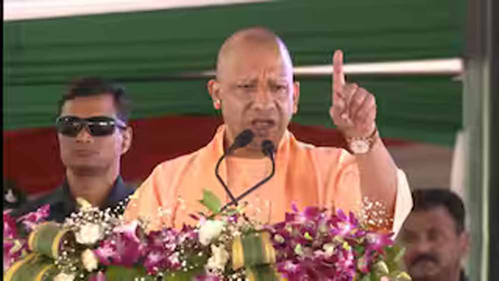 नौसेना शौर्य वाटिका के उद्घाटन पर बोले योगी, मजबूत सुरक्षा से ही मिलता है विकास का रास्ता