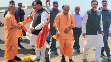 सीएम योगी ने किया मां बगुलामुखी का दर्शन-पूजन, मुख्यमंत्री ने तुवन मंदिर में भी माथा टेका सीएम योगी ने किया मां बगुलामुखी का दर्शन-पूजन, मुख्यमंत्री ने तुवन मंदिर में भी माथा टेका