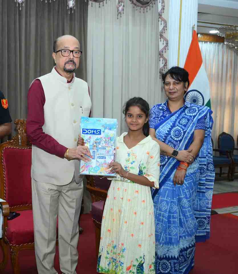 जीवन में ऐसा कार्य करें जिसमें केवल पाना नहीं, समाज को कुछ देना हो- राज्यपाल रमेन डेका जीवन में ऐसा कार्य करें जिसमें केवल पाना नहीं, समाज को कुछ देना हो- राज्यपाल रमेन डेका