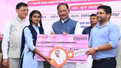 कठिन परिस्थितियों में भी उत्कृष्ट प्रदर्शन कर श्रमिक परिवारों के बेटा-बेटियों ने प्रदेश का नाम किया रोशन : मुख्यमंत्री विष्णुदेव साय
