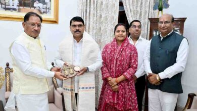 किसान हितैषी नीतियों ने दिलाई छत्तीसगढ़ को नई पहचान: छत्तीसगढ़ के कृषि विकास मॉडल का अध्ययन करने पहुंचा महाराष्ट्र का विधायक दल किसान हितैषी नीतियों ने दिलाई छत्तीसगढ़ को नई पहचान: छत्तीसगढ़ के कृषि विकास मॉडल का अध्ययन करने पहुंचा महाराष्ट्र का विधायक दल
