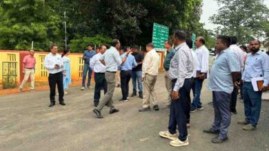 नियमित एवं कड़ाई से मॉनिटरिंग कर गुणवत्ता सुनिश्चित करने व समय-सीमा में कार्यों को पूर्ण करने के निर्देश