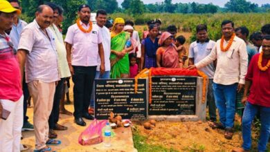 सरायकेला में 50 लाख की विकास योजनाओं का शिलान्यास, सड़क, जलमीनार और नाली निर्माण शुरू