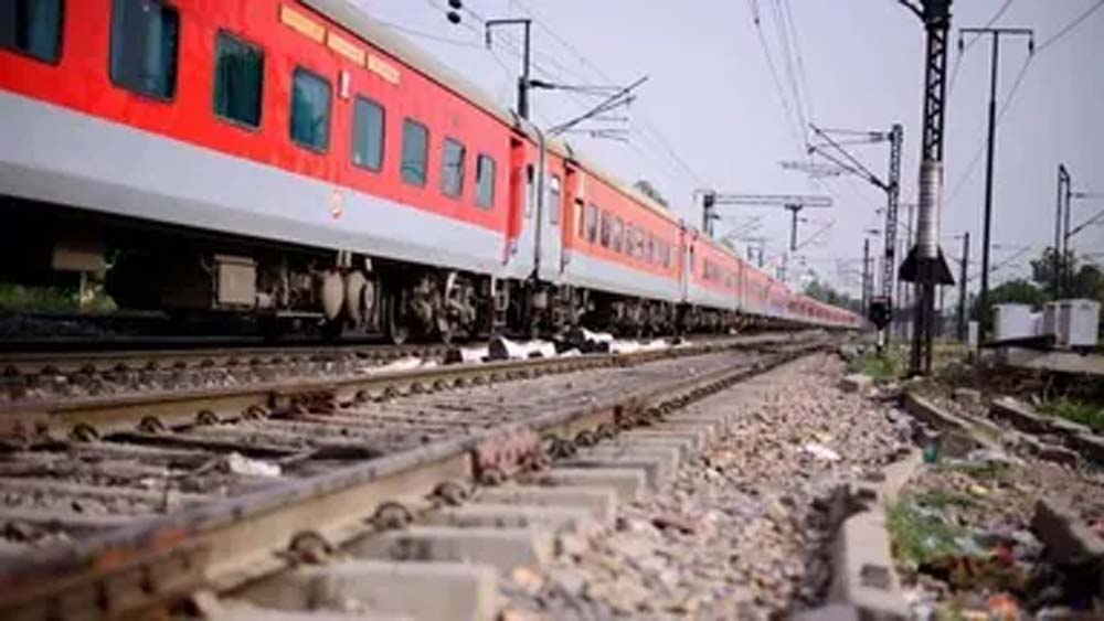 बिहार पुलिस भर्ती परीक्षा: अभ्यर्थियों की सुविधा के लिए 13 स्पेशल ट्रेनें चलाएगा रेलवे बिहार पुलिस भर्ती परीक्षा: अभ्यर्थियों की सुविधा के लिए 13 स्पेशल ट्रेनें चलाएगा रेलवे