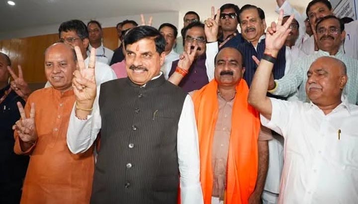 पार्षद से संसद तक का सफर! महेश केवट राज्यसभा पहुंचे तो बनेंगे सीधे पार्लियामेंट मेंबर पार्षद से संसद तक का सफर! महेश केवट राज्यसभा पहुंचे तो बनेंगे सीधे पार्लियामेंट मेंबर