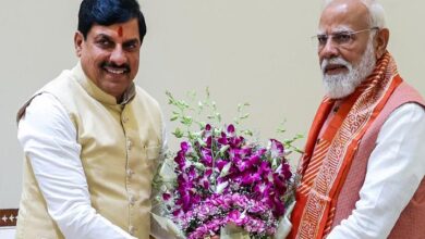 सेवा, सुशासन और संकल्प: PM मोदी के नेतृत्व में सांस्कृतिक चेतना के पुनर्जागरण की नई कहानी सेवा, सुशासन और संकल्प: PM मोदी के नेतृत्व में सांस्कृतिक चेतना के पुनर्जागरण की नई कहानी