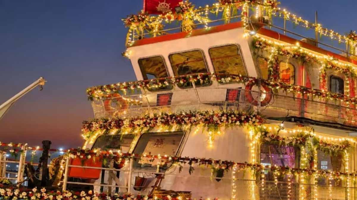पटना में नया डेस्टिनेशन वेडिंग ट्रेंड: गंगा की लहरों पर लेनिन क्रूज में रॉयल शादी का अनुभव पटना में नया डेस्टिनेशन वेडिंग ट्रेंड: गंगा की लहरों पर लेनिन क्रूज में रॉयल शादी का अनुभव