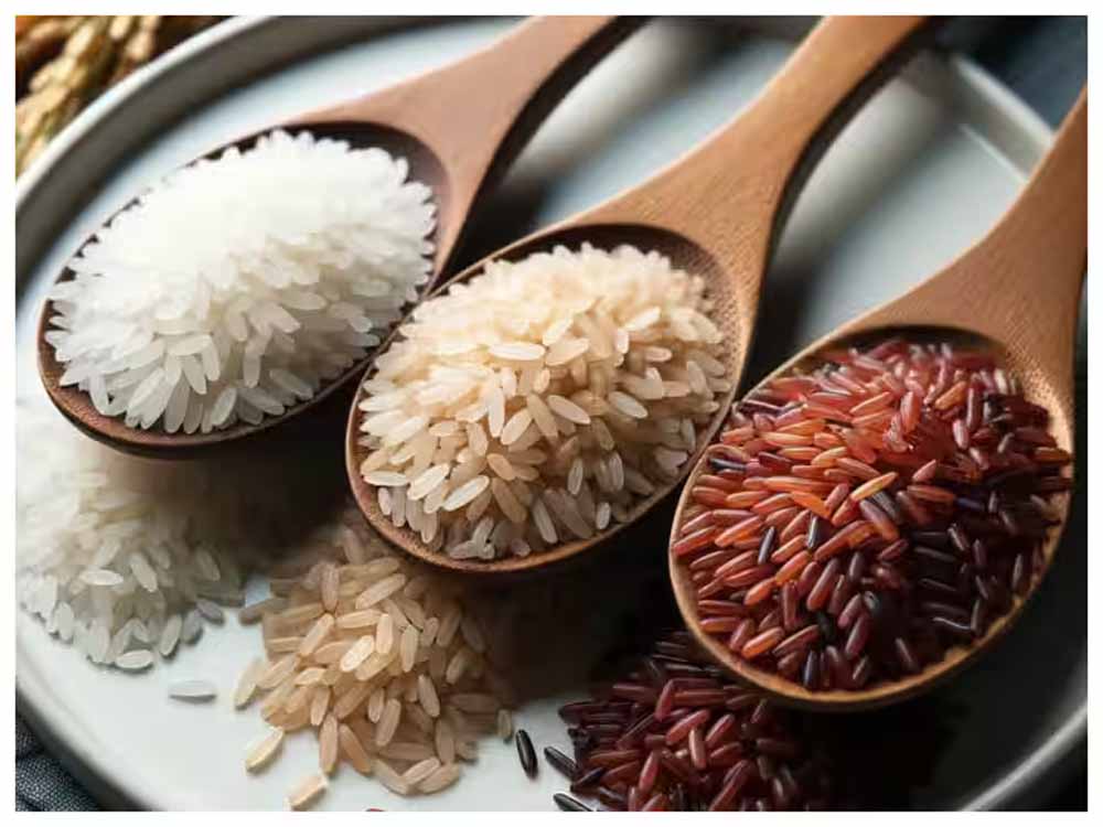सफेद, ब्राउन या रेड राइस: सेहत के लिए कौन सा चावल सबसे बेहतर? सफेद, ब्राउन या रेड राइस: सेहत के लिए कौन सा चावल सबसे बेहतर?