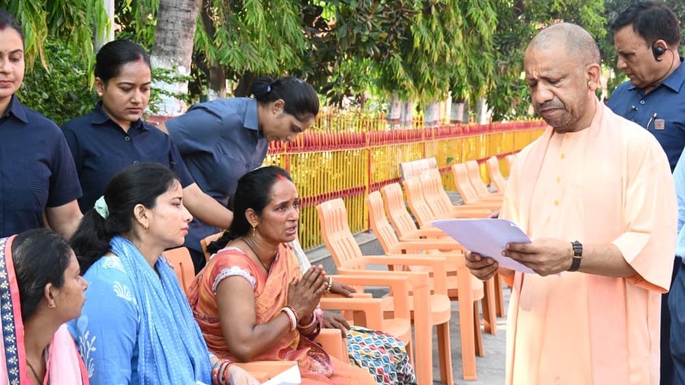 आर्थिक सहायता हो या आवास, सरकार हर जरूरत पर खड़ी है साथः मुख्यमंत्री आर्थिक सहायता हो या आवास, सरकार हर जरूरत पर खड़ी है साथः मुख्यमंत्री