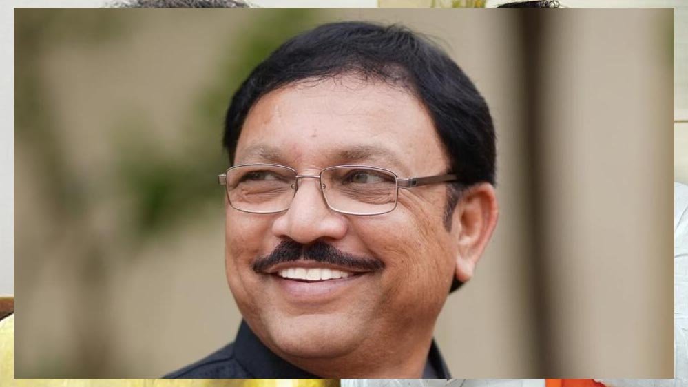 शिवसेना (UBT) में फिर टूट की आहट? संजय देशमुख की मौजूदगी ने बढ़ाई उद्धव की चिंता शिवसेना (UBT) में फिर टूट की आहट? संजय देशमुख की मौजूदगी ने बढ़ाई उद्धव की चिंता