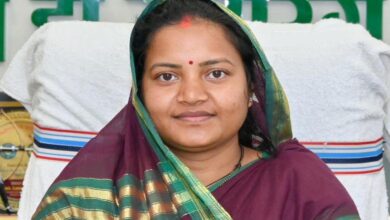 सुपोषण वृक्ष–मुनगा’ बनेगा जनआंदोलन, मंत्री लक्ष्मी राजवाड़े ने जनप्रतिनिधियों से किया पौधरोपण का आह्वान सुपोषण वृक्ष–मुनगा’ बनेगा जनआंदोलन, मंत्री लक्ष्मी राजवाड़े ने जनप्रतिनिधियों से किया पौधरोपण का आह्वान