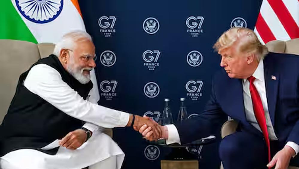 PM मोदी के सामने ट्रंप का बड़ा बयान, बोले- भारत पर हमला हुआ तो हम युद्ध में कूद जाएंगे PM मोदी के सामने ट्रंप का बड़ा बयान, बोले- भारत पर हमला हुआ तो हम युद्ध में कूद जाएंगे