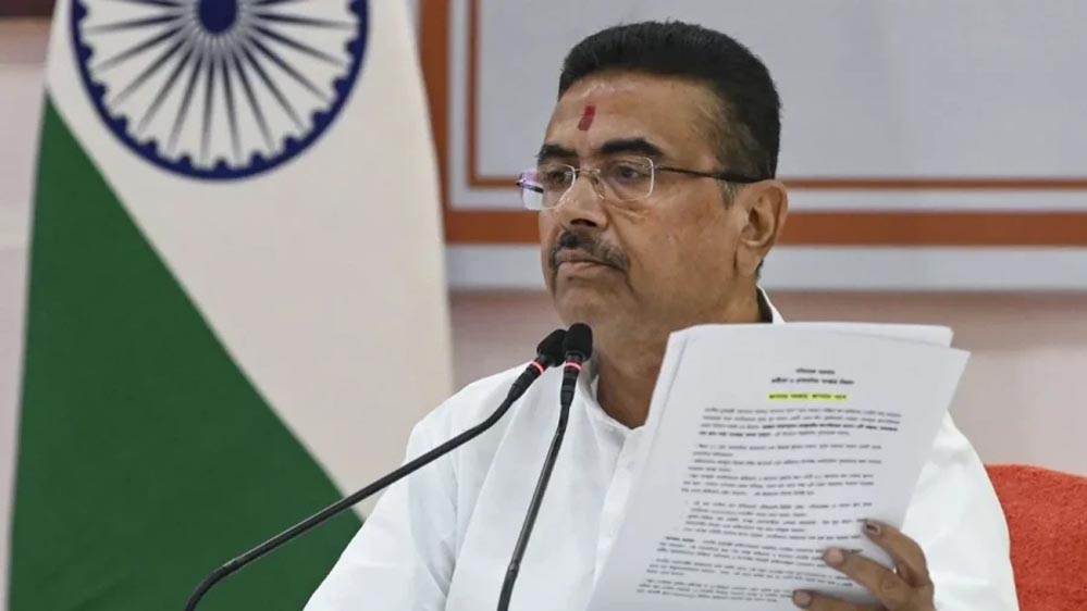 Bengal Budget: सरकारी कर्मचारियों को बड़ी सौगात, DA में 20% बढ़ोतरी; पहले बजट में बड़े ऐलान Bengal Budget: सरकारी कर्मचारियों को बड़ी सौगात, DA में 20% बढ़ोतरी; पहले बजट में बड़े ऐलान