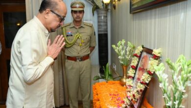 डॉ श्यामा प्रसाद मुखर्जी की पुण्यतिथि पर राज्यपाल ने दी श्रद्धांजलि