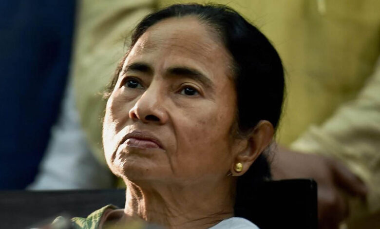 TMC सरकार पर ₹2.29 लाख करोड़ की गड़बड़ी का आरोप, विधानसभा में पेश हो सकती है CAG रिपोर्ट TMC सरकार पर ₹2.29 लाख करोड़ की गड़बड़ी का आरोप, विधानसभा में पेश हो सकती है CAG रिपोर्ट