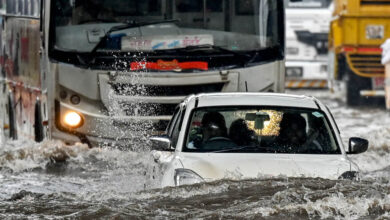 Mumbai Rain: भारी बारिश से मुंबई बेहाल, ट्रैफिक ठप, अंधेरी सबवे बंद और कई इलाकों में जलभराव