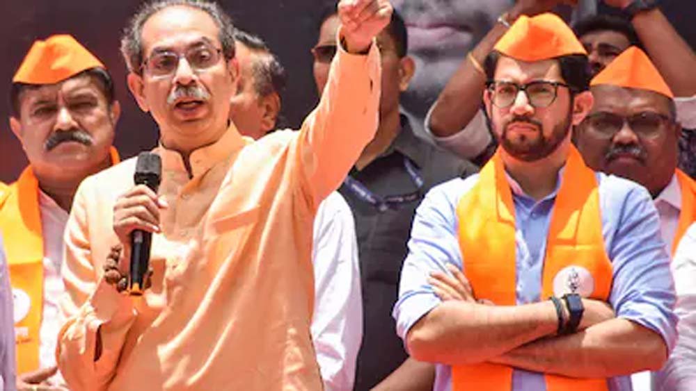 शिवसेना यूबीटी में बड़ा सियासी उलटफेर, 6 बागी सांसदों के अलग होने का ऐलान संभव