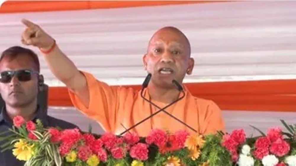 अखिलेश यादव की बेटी पर टिप्पणी विवाद: सीएम योगी ने विपक्ष को दी नसीहत अखिलेश यादव की बेटी पर टिप्पणी विवाद: सीएम योगी ने विपक्ष को दी नसीहत