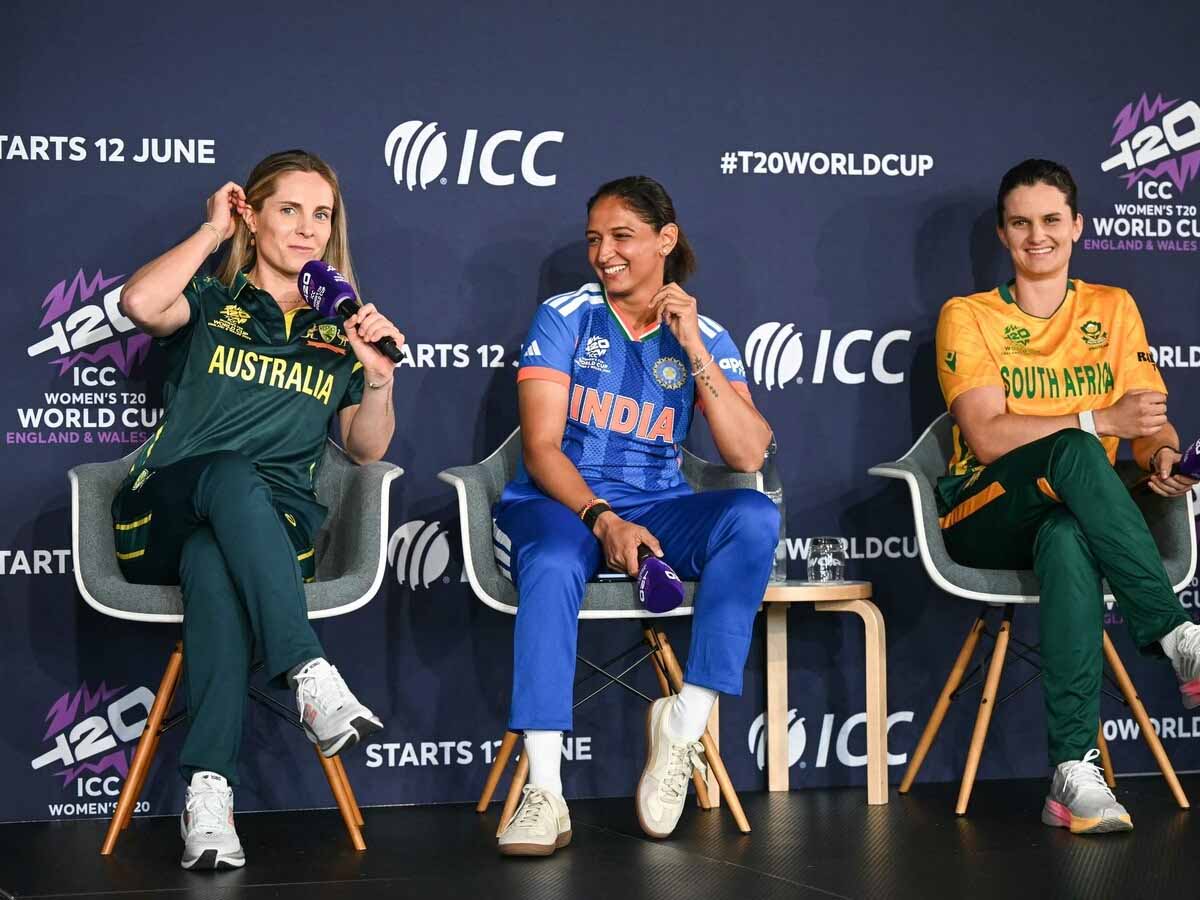 महिला टी20 वर्ल्ड कप 2026: भारत के सामने ‘डबल’ का ऐतिहासिक मौका, ऑस्ट्रेलिया-इंग्लैंड से कड़ी टक्कर महिला टी20 वर्ल्ड कप 2026: भारत के सामने ‘डबल’ का ऐतिहासिक मौका, ऑस्ट्रेलिया-इंग्लैंड से कड़ी टक्कर
